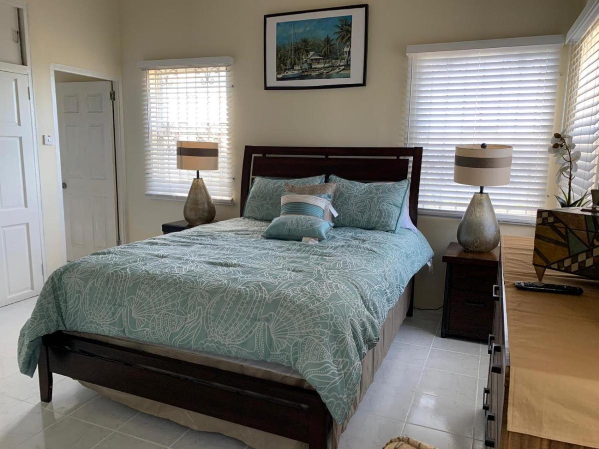 Bella Vista Vacation Apartment มอนเทโกเบย์ ภายนอก รูปภาพ