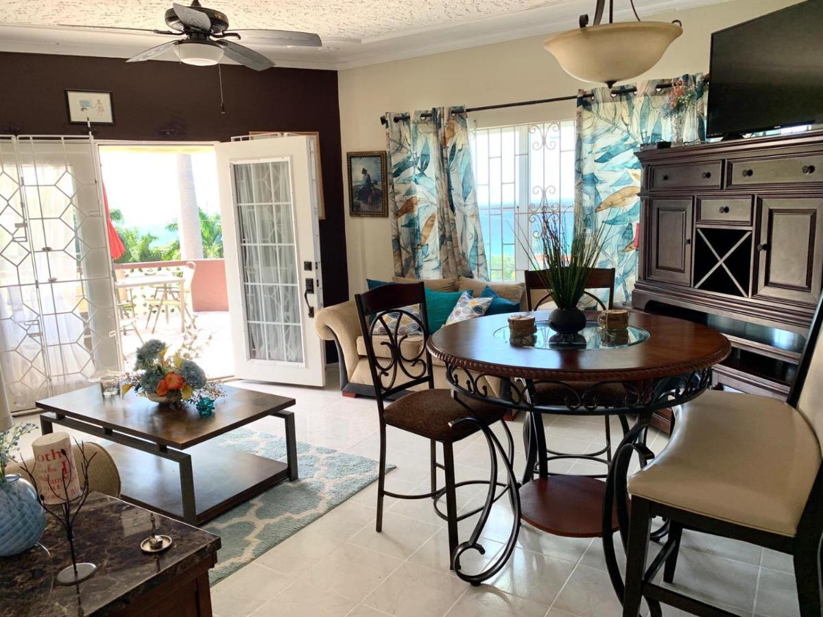 Bella Vista Vacation Apartment มอนเทโกเบย์ ภายนอก รูปภาพ