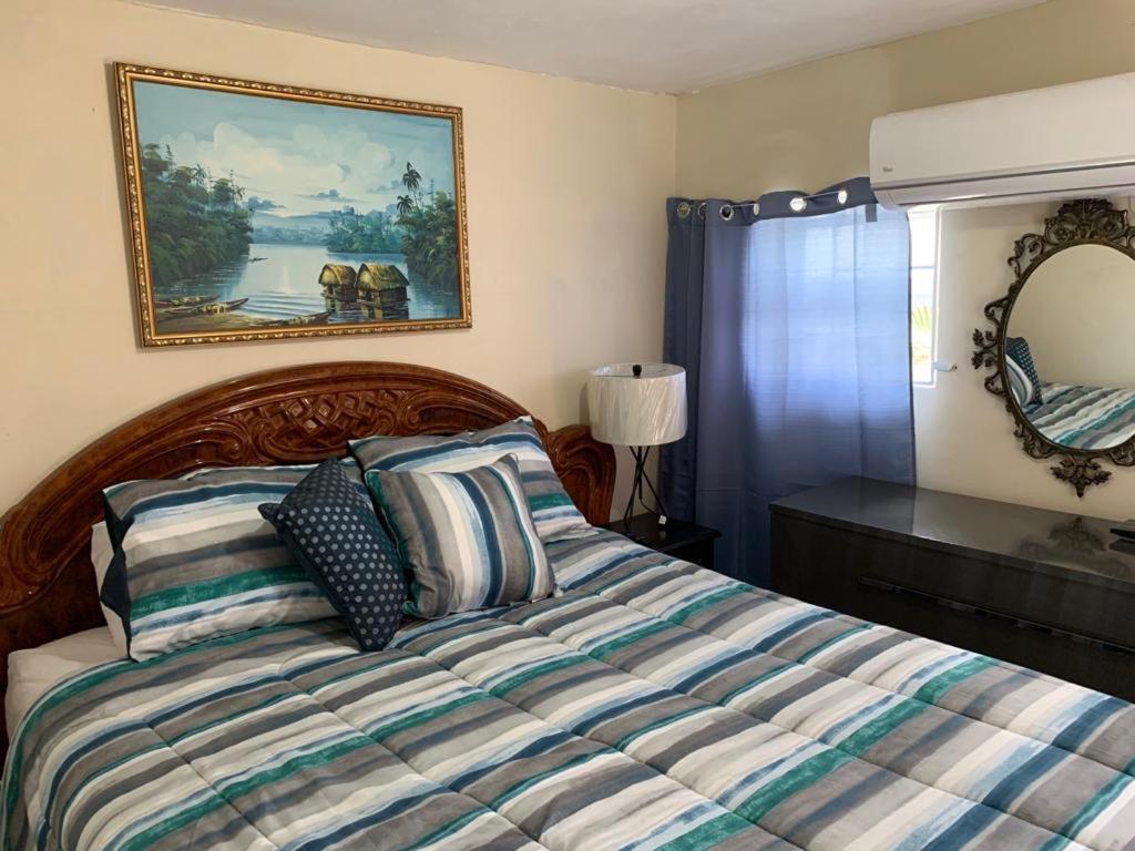 Bella Vista Vacation Apartment มอนเทโกเบย์ ภายนอก รูปภาพ