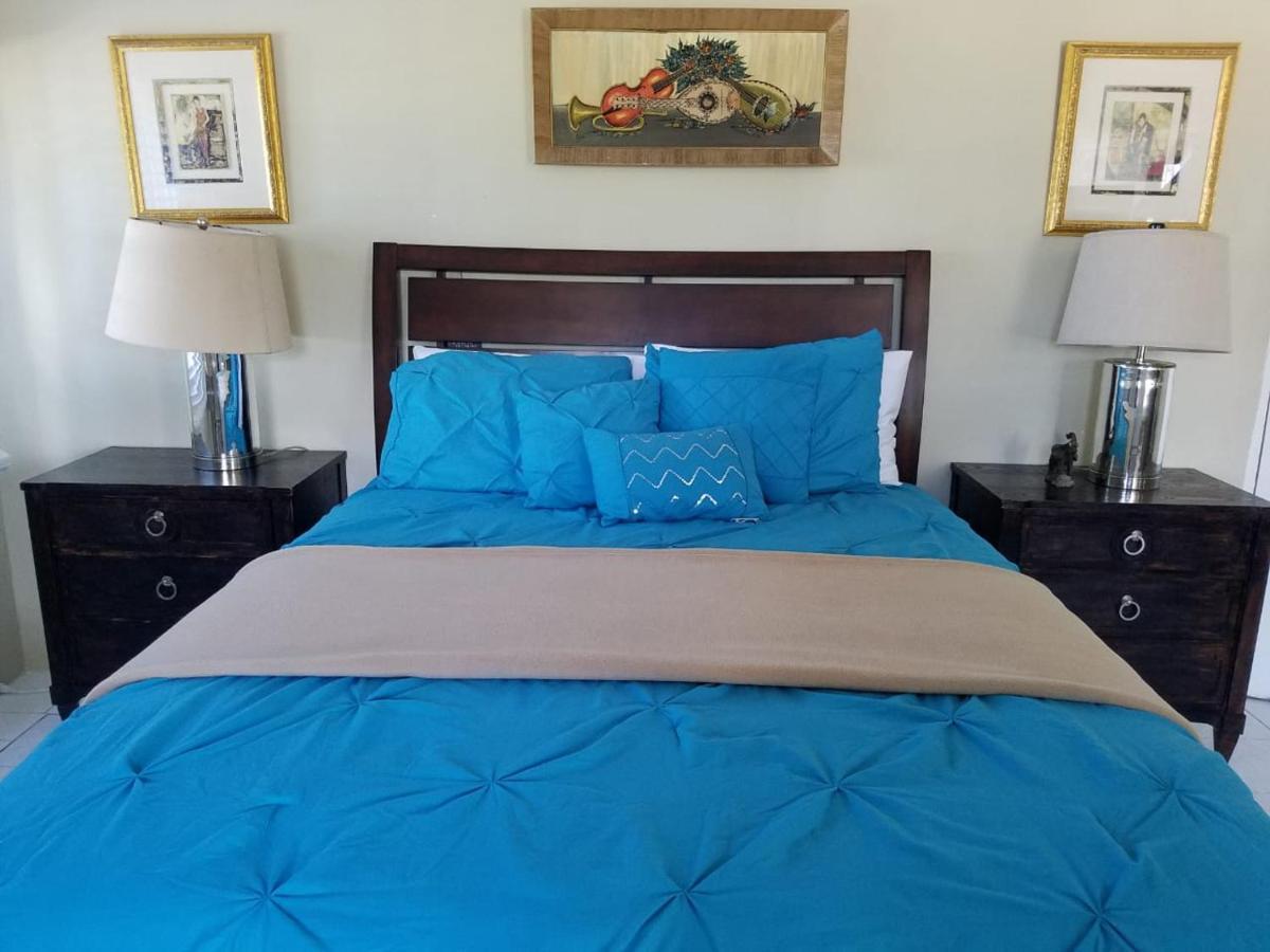 Bella Vista Vacation Apartment มอนเทโกเบย์ ภายนอก รูปภาพ