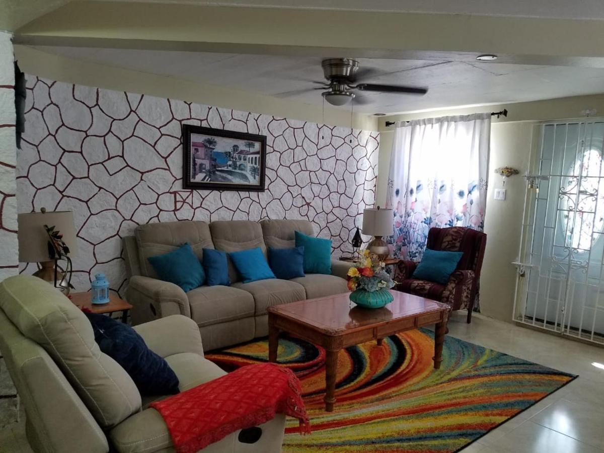 Bella Vista Vacation Apartment มอนเทโกเบย์ ภายนอก รูปภาพ