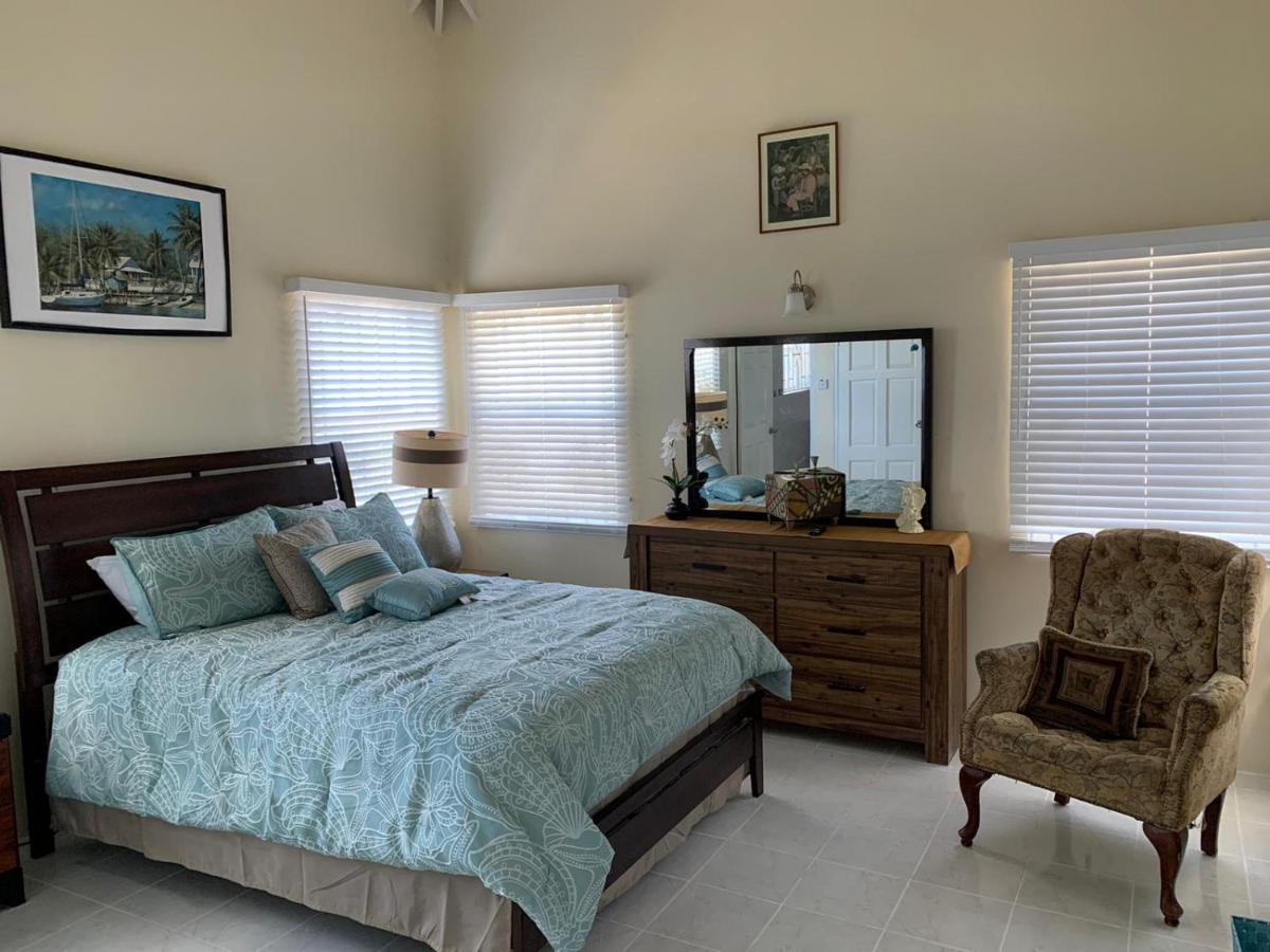Bella Vista Vacation Apartment มอนเทโกเบย์ ภายนอก รูปภาพ