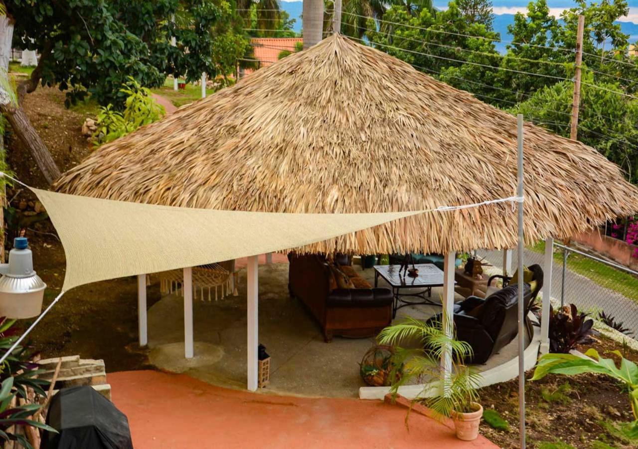 Bella Vista Vacation Apartment มอนเทโกเบย์ ภายนอก รูปภาพ