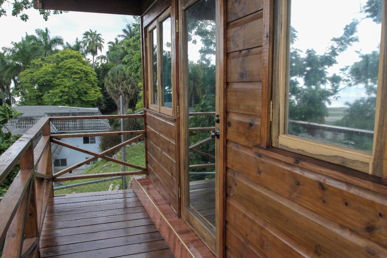 Bella Vista Vacation Apartment มอนเทโกเบย์ ภายนอก รูปภาพ