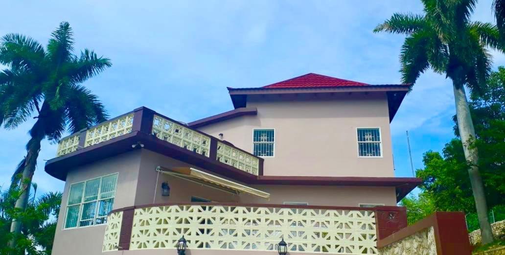 Bella Vista Vacation Apartment มอนเทโกเบย์ ภายนอก รูปภาพ