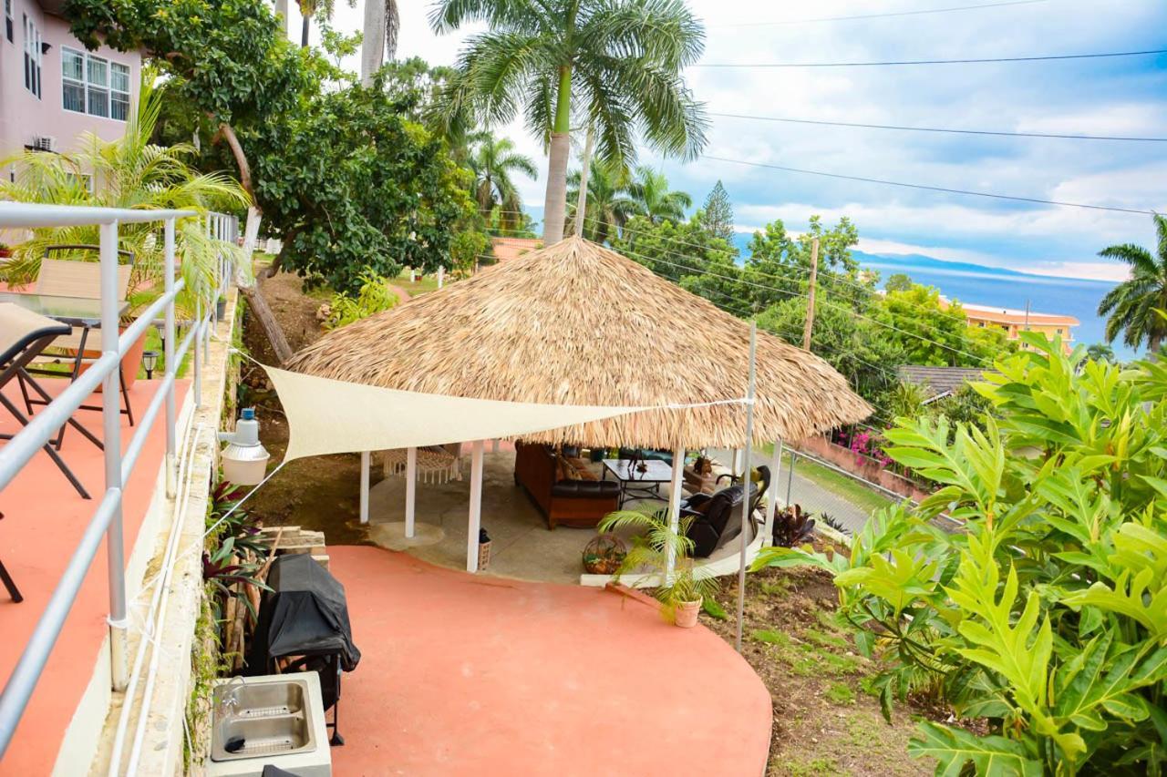 Bella Vista Vacation Apartment มอนเทโกเบย์ ภายนอก รูปภาพ